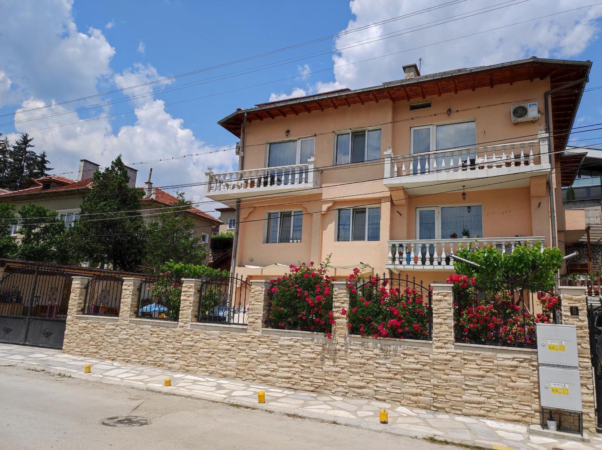 Family Hotel Velevi Velingrad Eksteriør billede
